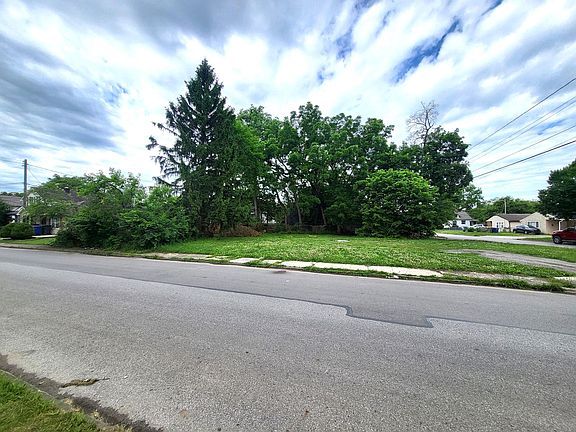 2nd image of 1989 Doren Ave