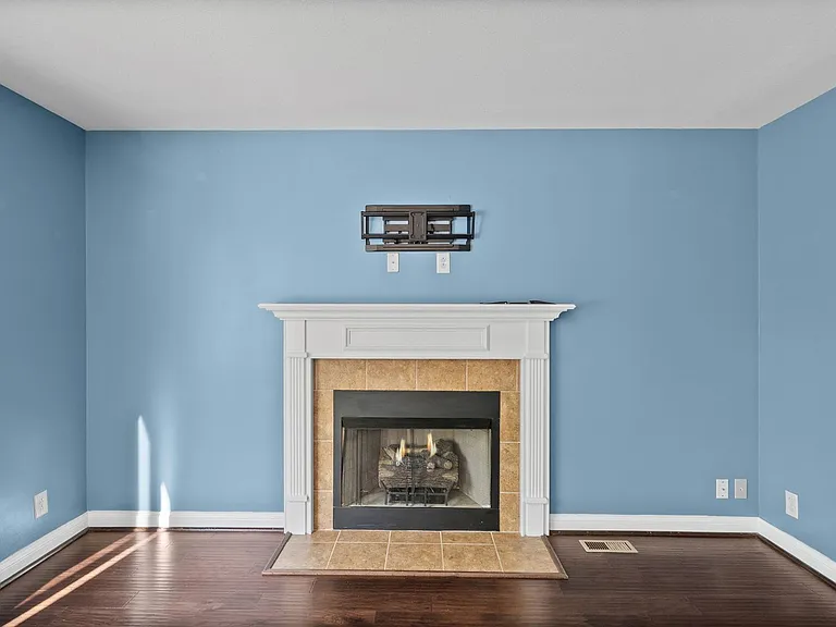 3469 Bradfield Dr — Photo 8