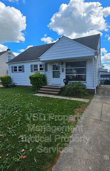 19268 Stafford Ave — Photo 1