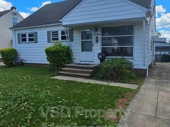 19268 Stafford Ave, Maple Heights, OH 44137