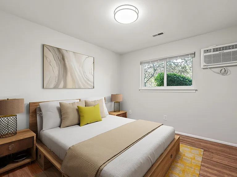 Plymouth Gardens Apartments — Photo 6
