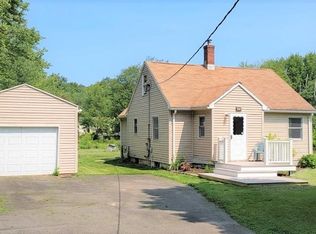 101 Long Swamp Rd, Wolcott, CT 06716