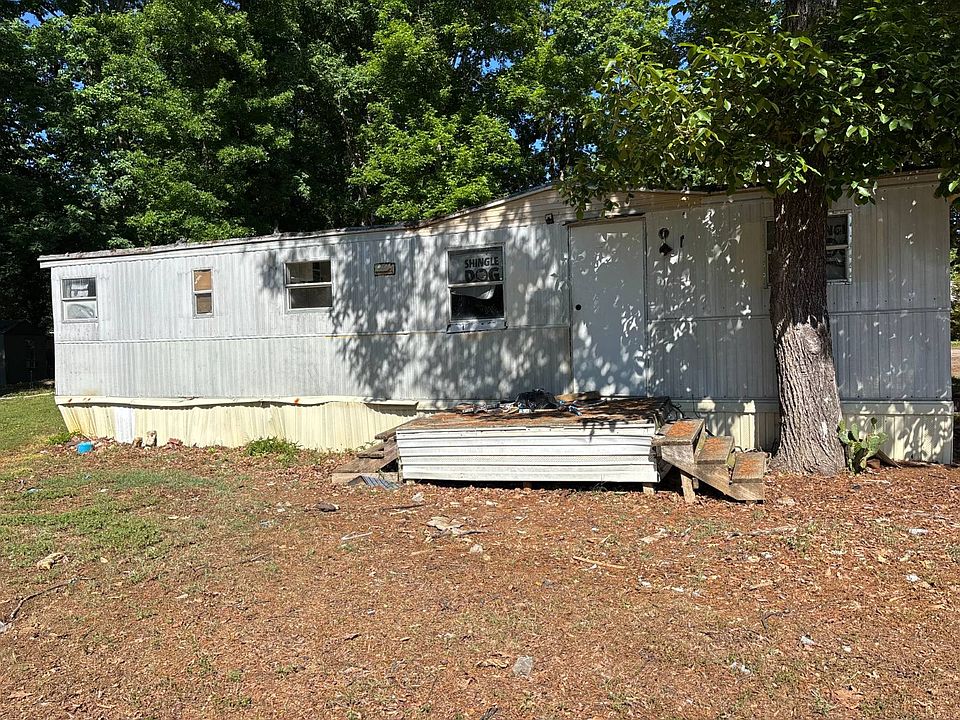 1st image of 1930 Kool Park Rd NE #9