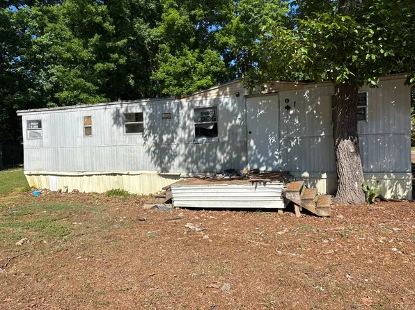 1930 Kool Park Rd NE #9, Hickory, NC 28601