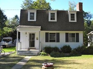 39 Sunset Rd, Newfoundland, NJ 07435