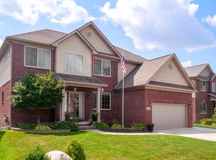 26674 Boston Dr, Chesterfield, MI 48051