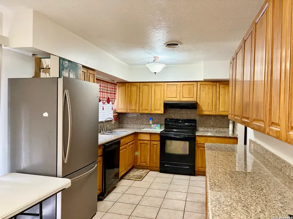 4523 Waikiki Dr, San Antonio, TX 78218