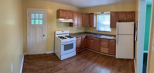 3031 Pioneer Ave Photo 1