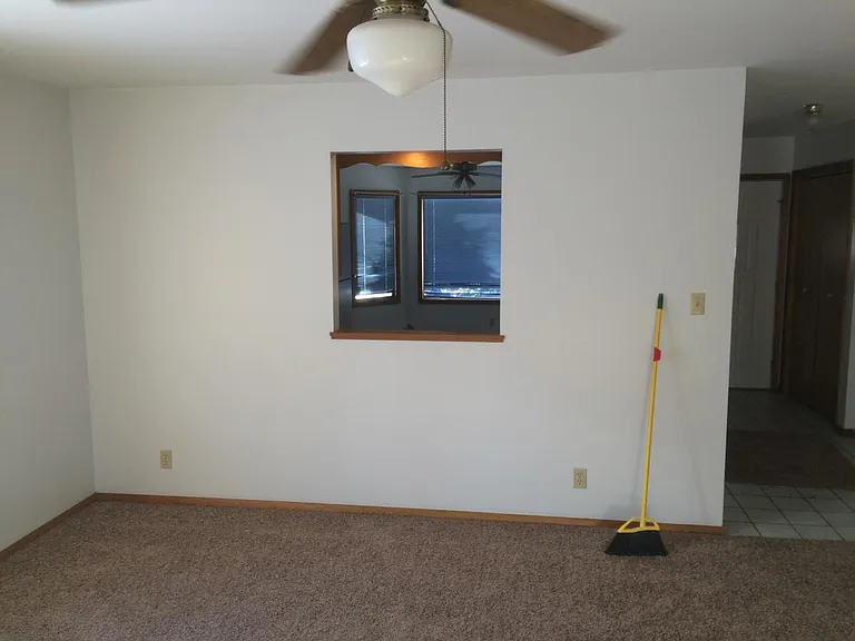1406 Sturdy Rd — Photo 10