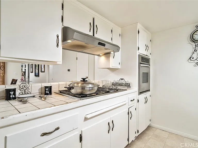 5035 Carlingford Ave — Photo 12