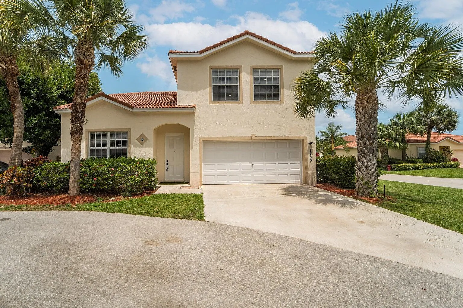 4 bed, 2.5 bath, 1840 sqft, $3,600 — Photo 1