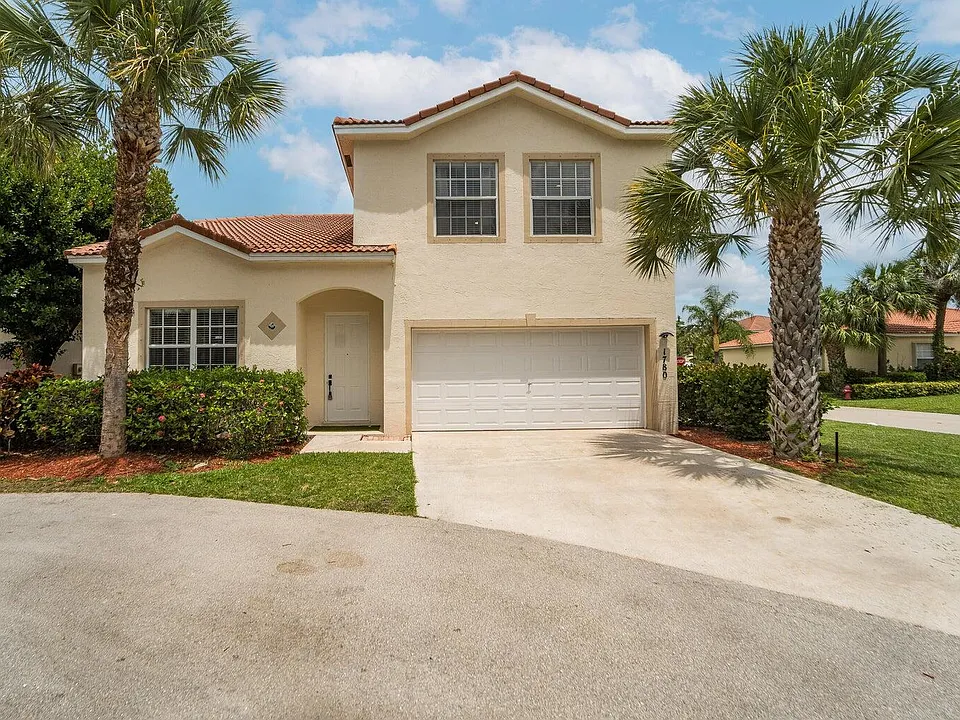 1780 Pierside Cir