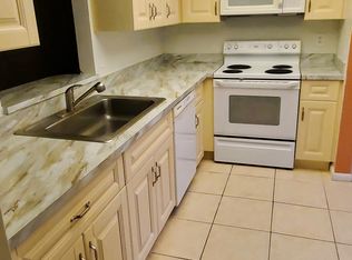 1060 NW 80th Ave, Pompano Beach, FL 33063