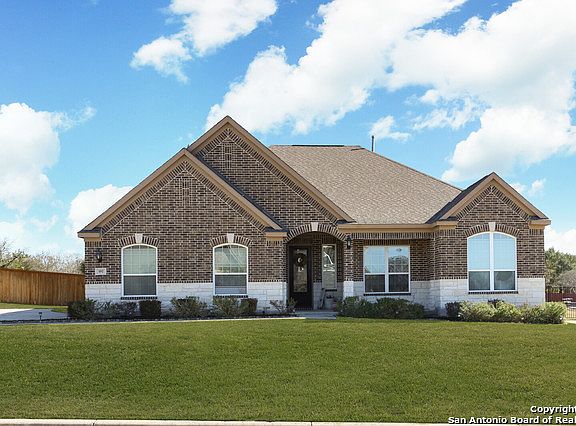 187 Mary Ella Dr Castroville Tx 78009 Zillow