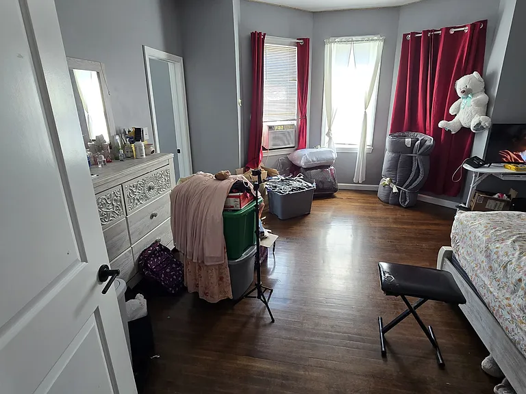 38 Fox St #3 — Photo 16
