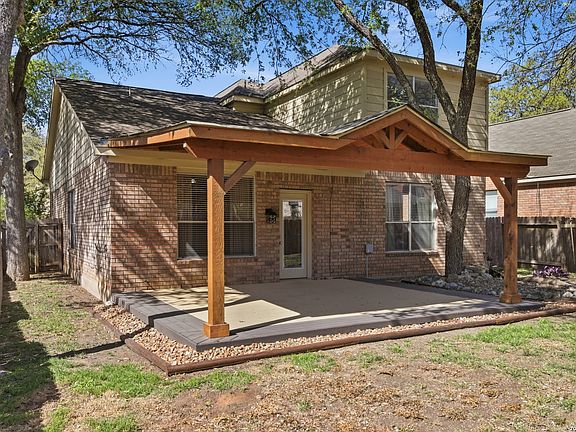 3rd image of 2536 Grove Park