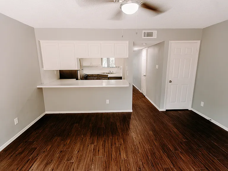 3110 Whisper Oaks Ln #C — Photo 16