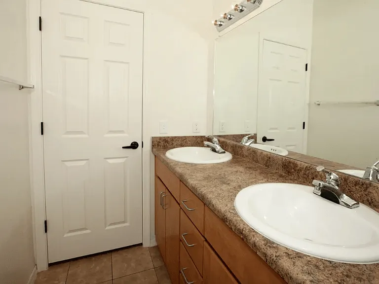 Bell Mirage Estates — Photo 10