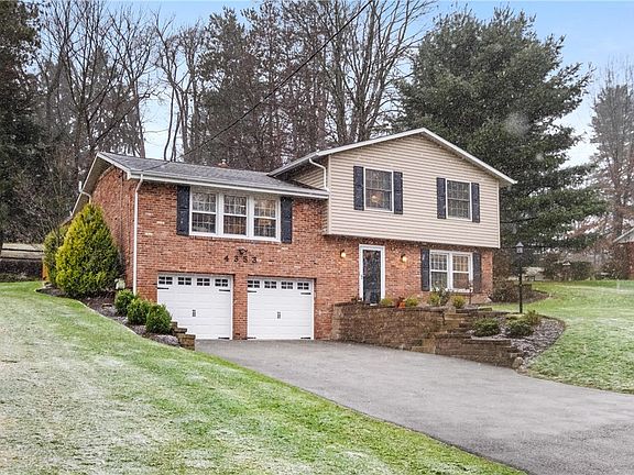 2nd image of 4353 Winchester Dr