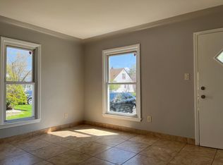 2264 Queen St, Dearborn, MI 48124