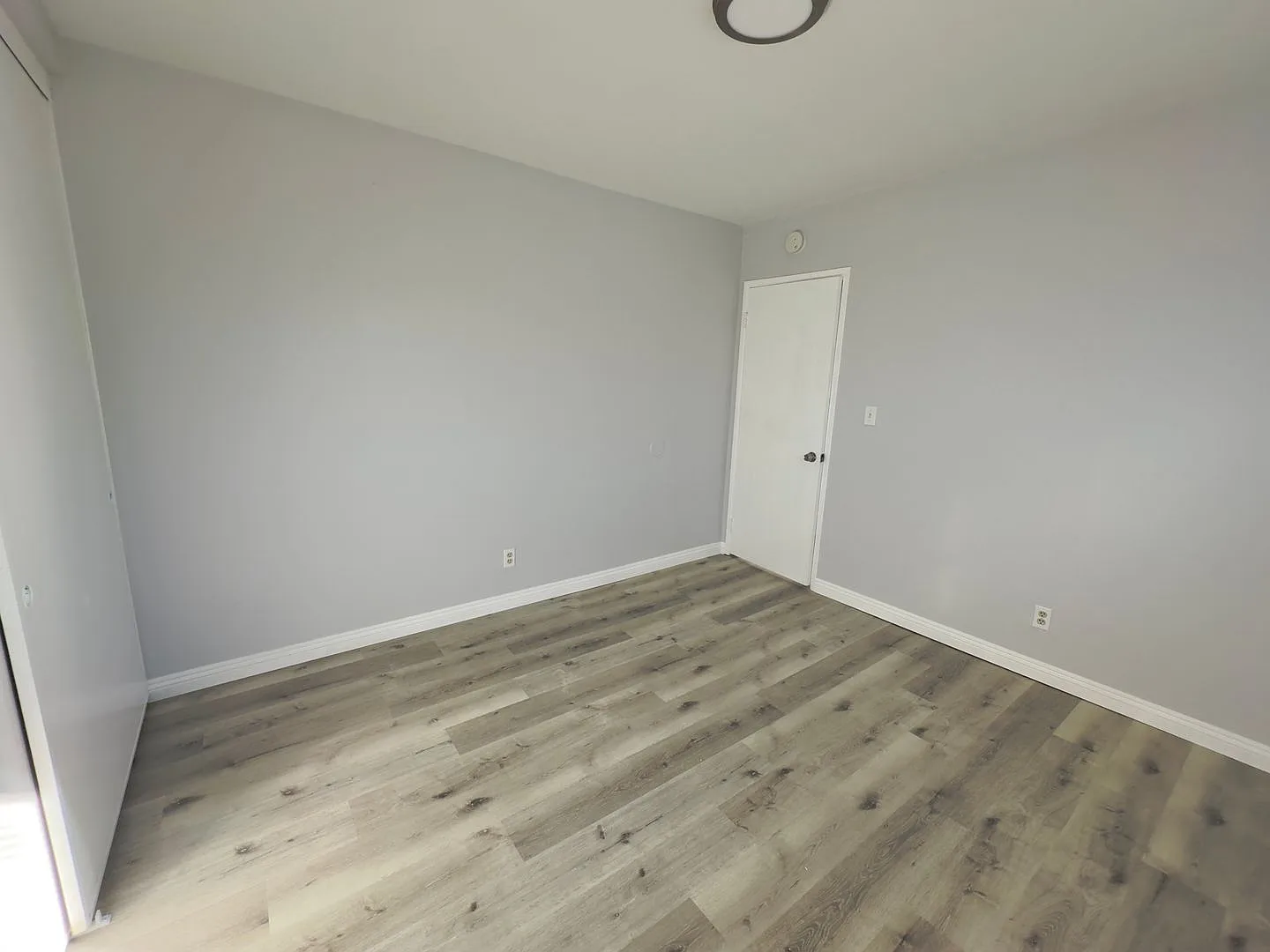 4556 Bancroft — Photo 4