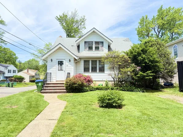 140 Temple St, Edison, NJ 08820