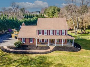 25130 Woodfield School Rd, Gaithersburg, MD 20882