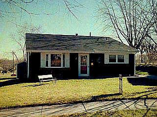 1st image of 20 Twinbrook Dr