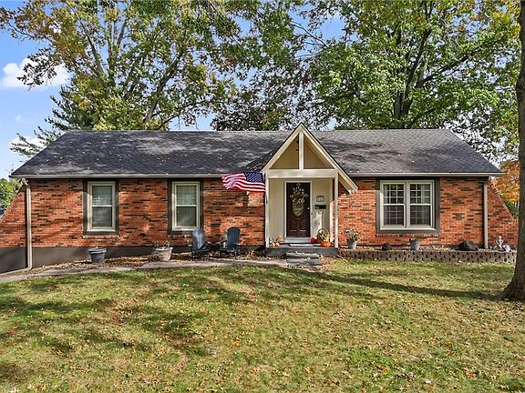 2nd image of 903 Goodrich Dr