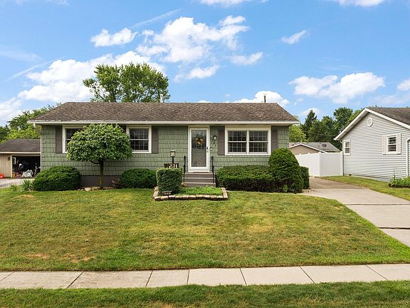 2nd image of 3231 W 75th Pl