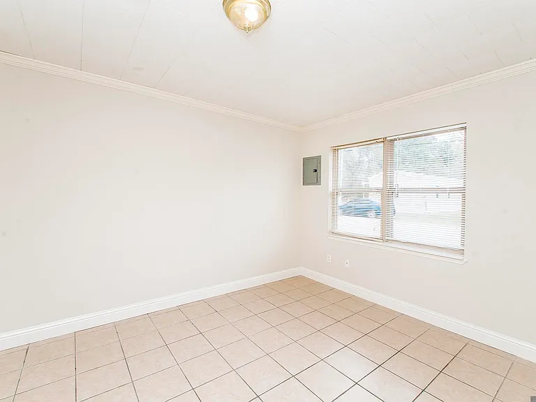 27859 Frindik Ln #4 — Photo 6