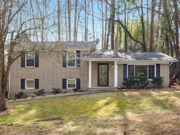 1307 18th St NW, Cleveland, TN 37311