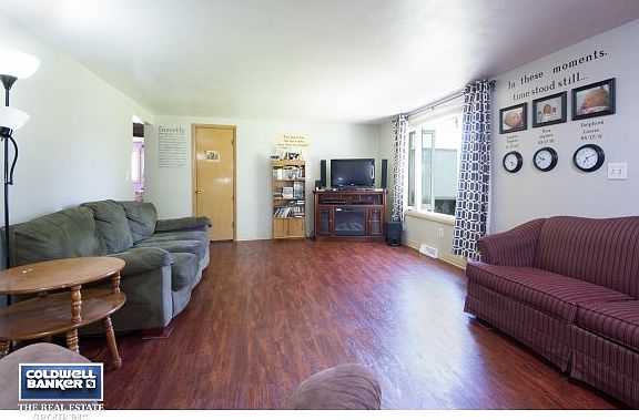 Spacious Living Room