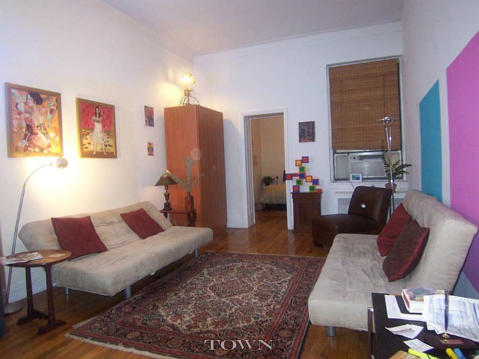 2nd image of 22 E 22nd St APT 2C