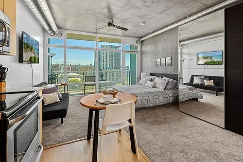 1080 Park Blvd #512 Photo 1