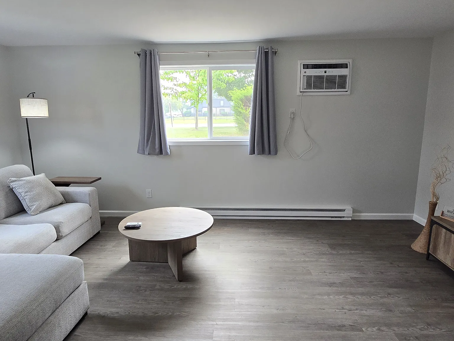 1 bed, 750 sqft, $1,600 — Photo 2