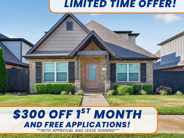 763 N Malbec Rd, Fayetteville, AR 72704