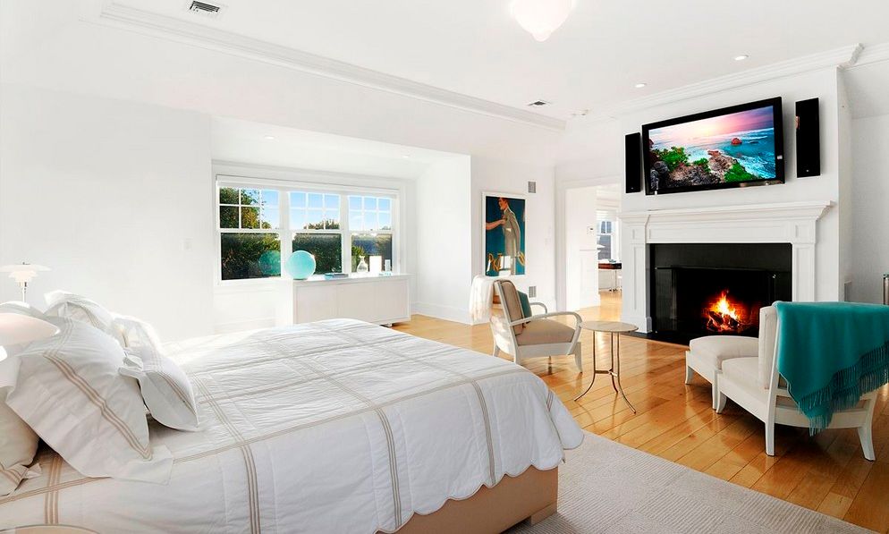 100 Quimby Ln, Bridgehampton, NY 11932 Out East