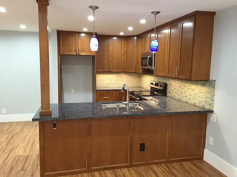 215 Euclid Avenue — Photo 14
