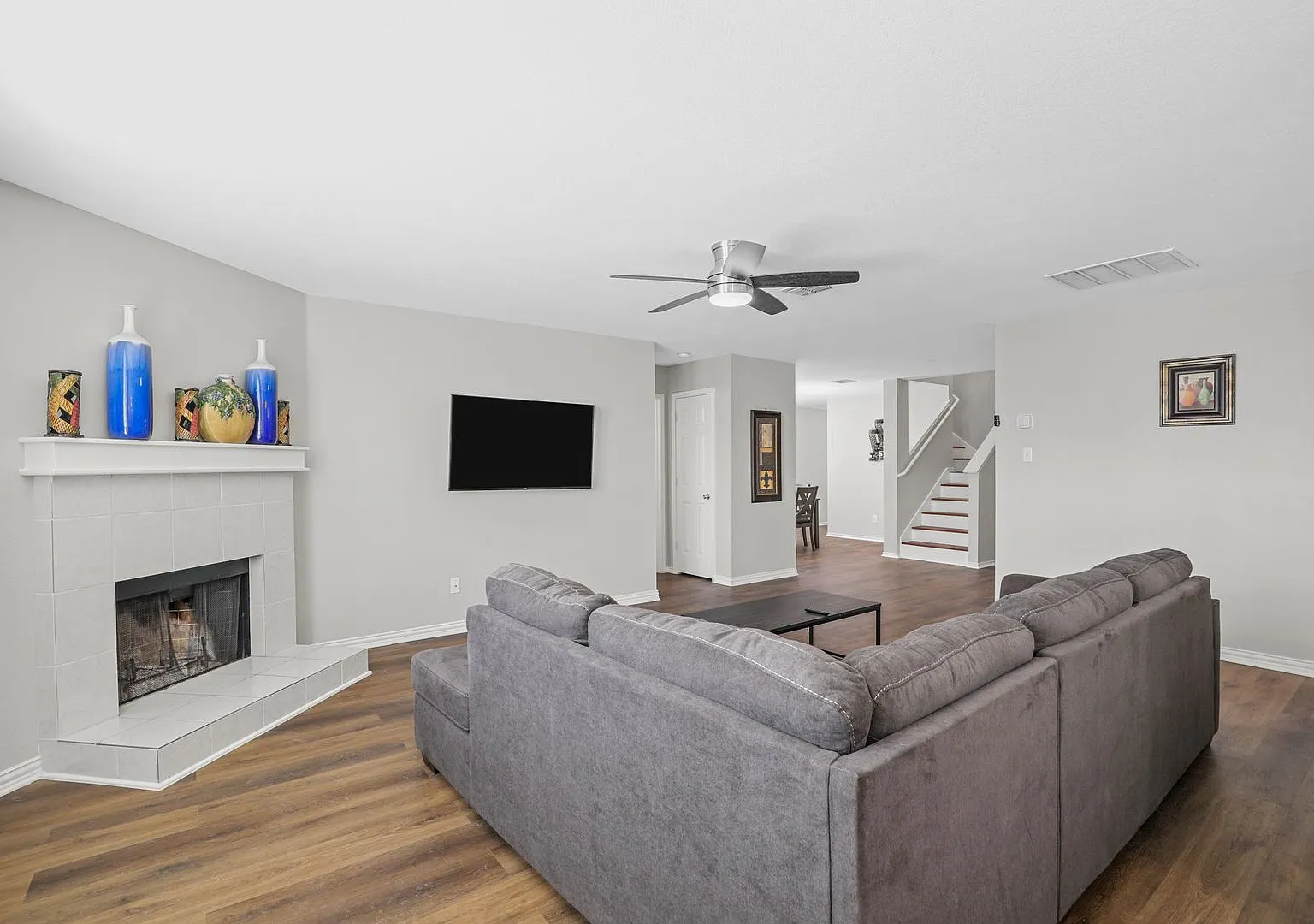 Rare Find: 5 Bedroom in Highly Sought After Creekside at Preston! — Photo 4