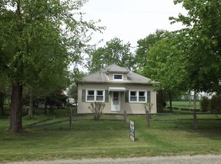 2797 N Wood River Rd, Olney, IL 62450