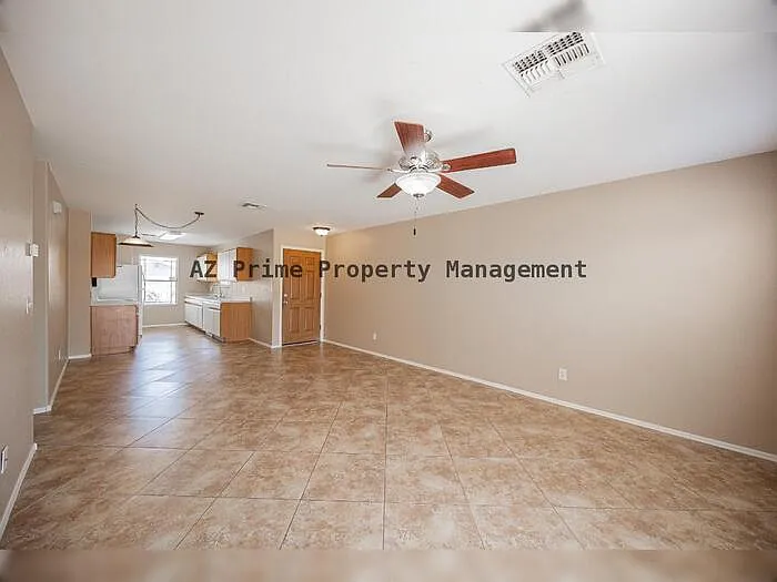 6413 W Elwood St — Photo 6