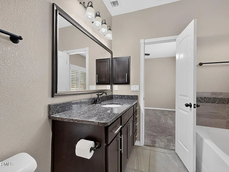 14836 Ted Banks Ave — Photo 20