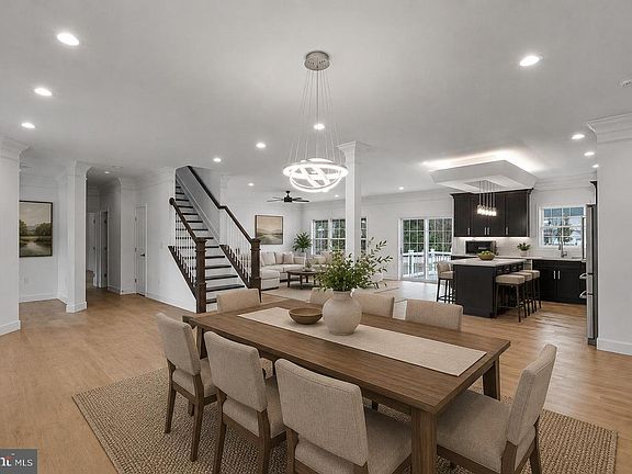 3rd image of 129 Village Dr