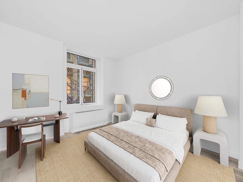 1st image of 90 John St #1011