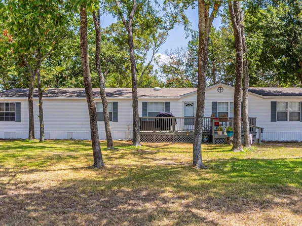 360 Driftwood Ave, Streetman, TX 75859