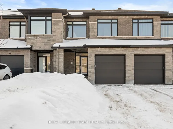 222 Trumpeter Grv, Ottawa, ON K4M 0N7