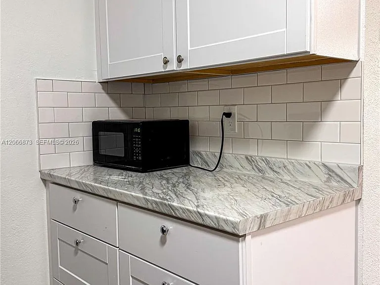 7110 Custer St #1 — Photo 5