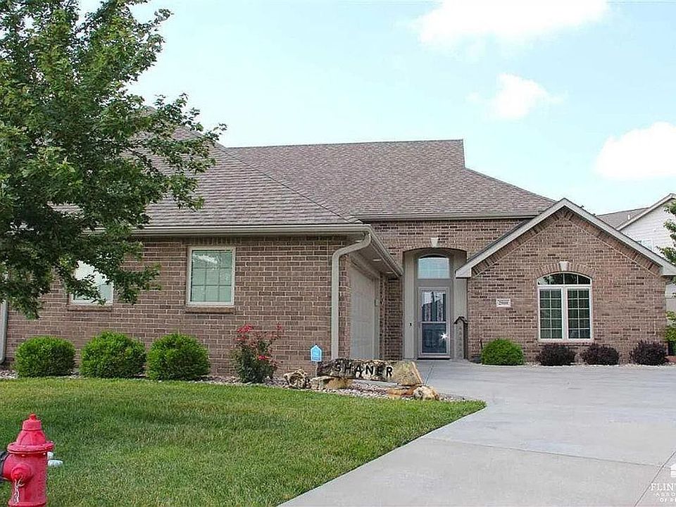 1st image of 2900 Willowbend Ct