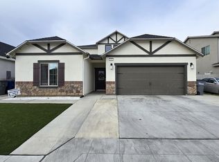 6190 E Mono St, Fresno, CA 93727